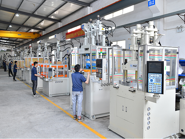 高速成形機 高速成形機